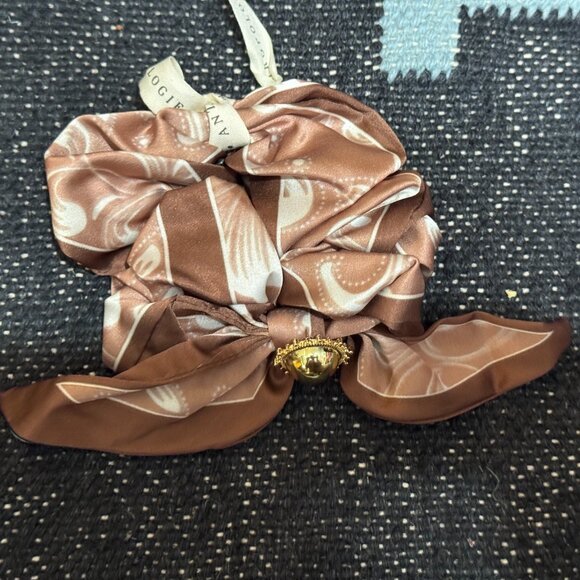 ANTHROPOLOGIE Charmed Hair Scarf Scrunchie, Brown Abstract Paisley - Picture 3 of 8